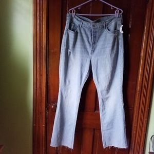 Old Navy Distressed Extra High-Rise, Kicker, NWT, Boot-Cut, Sz:16, Plus Size